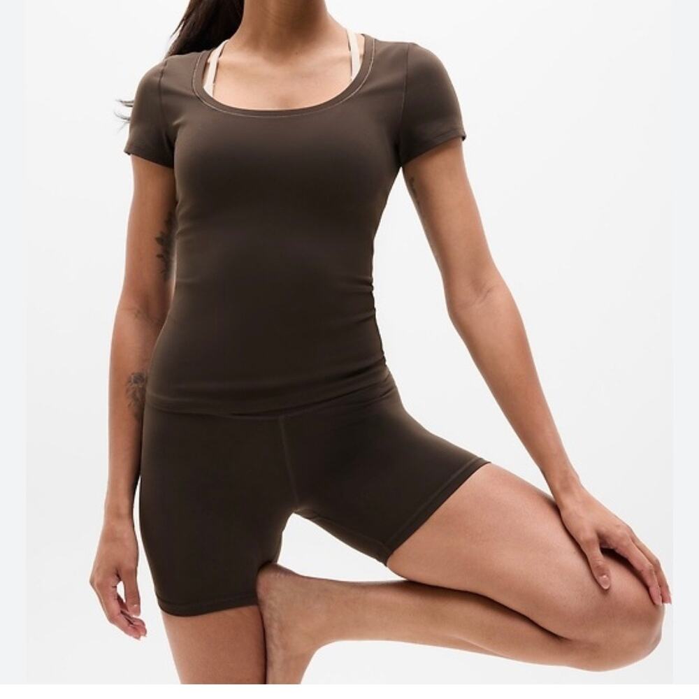 Athleta Size S Brown Transcend Scoop Neck Short Sleeve Active Workout Top